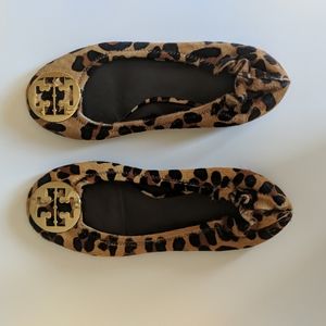 Tory Burch Leopard hide Reva 8.5